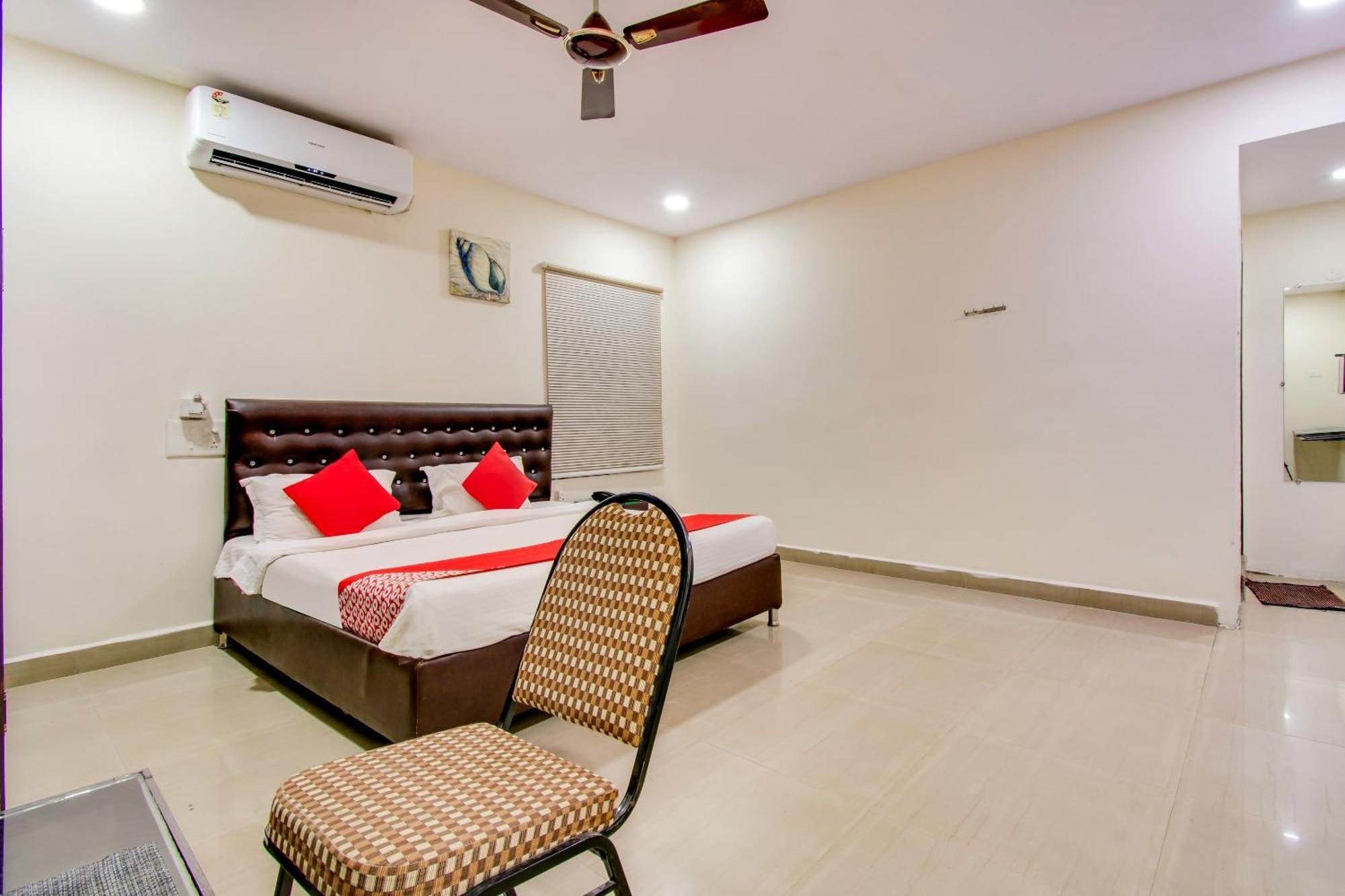 Oyo Akshaya Inn Vijayawāda エクステリア 写真